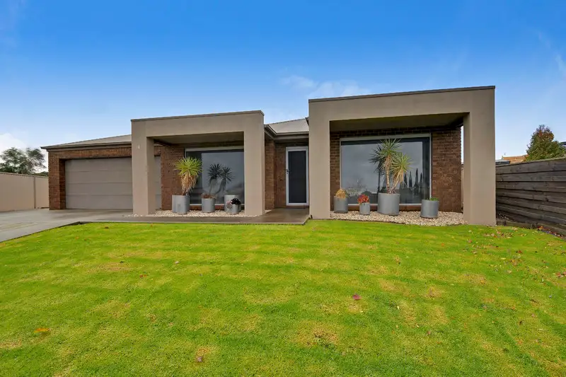 Main view of Homely house listing, 6 Sunhill Rise, Traralgon VIC 3844