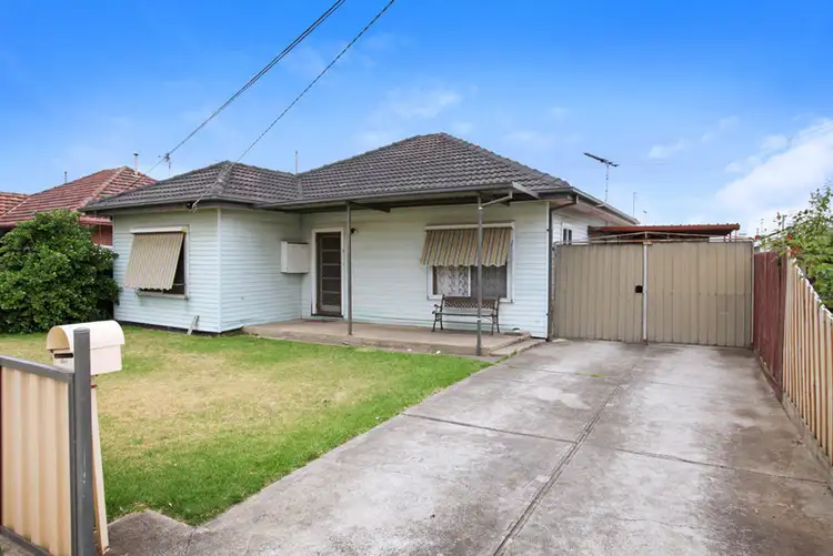 5 Charles Street, Sunshine North VIC 3020