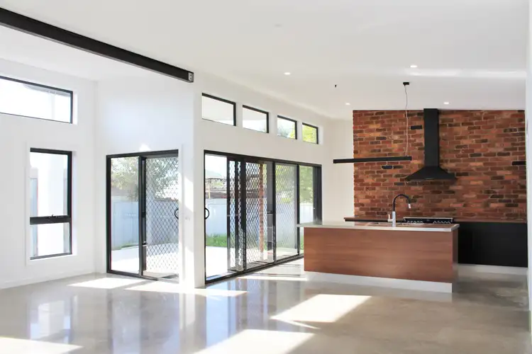 Second view of Homely house listing, 2/10 Burnley Street, Wodonga VIC 3690