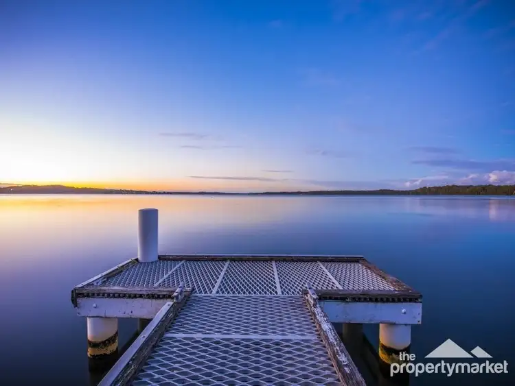2 Bambury Avenue, Summerland Point NSW 2259