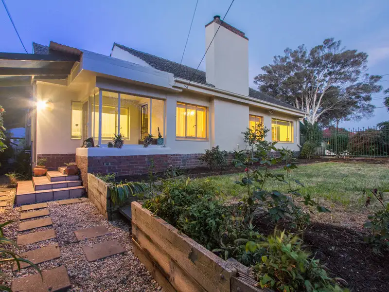 Main view of Homely house listing, 2 Alvina Court, Frankston VIC 3199