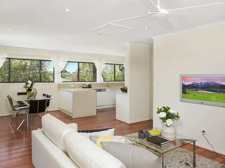 5 Cooranga Street, Jindalee QLD 4074