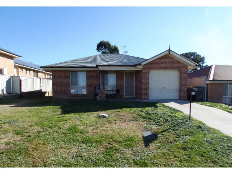 13 Dees Close, Gormans Hill NSW 2795