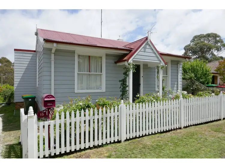 15 Neale Street, Katoomba NSW 2780