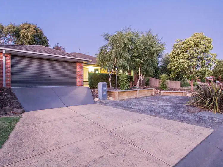 33 Banksia Crescent, Tyabb VIC 3913