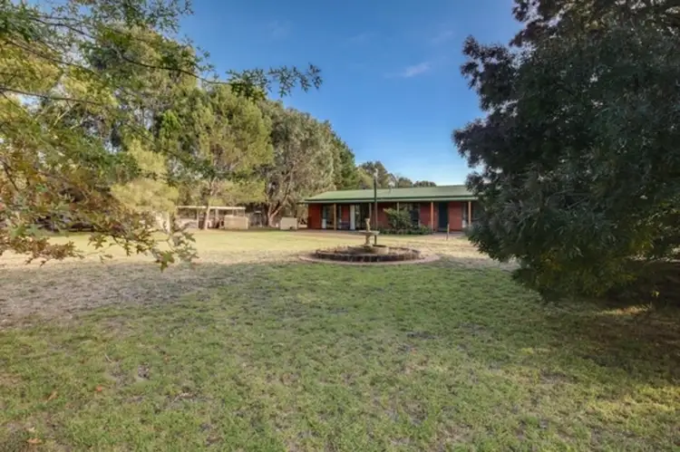 67 Barries Road, Bushfield VIC 3281