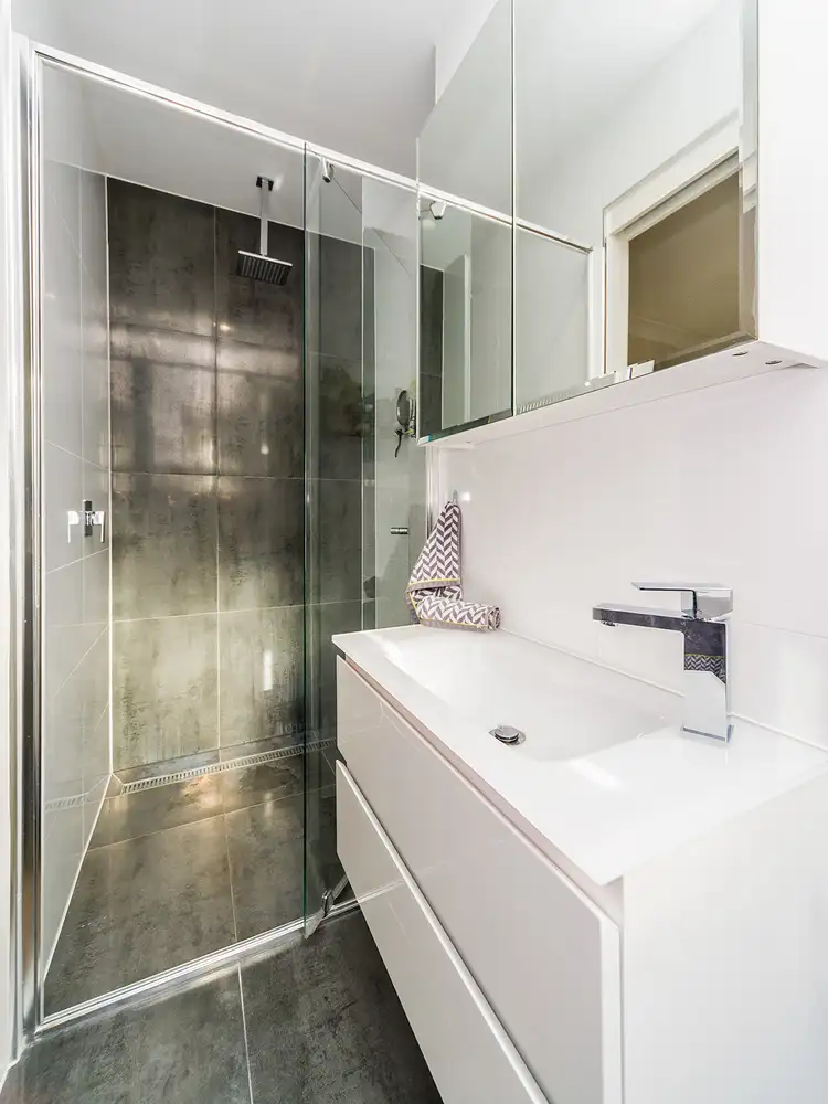 Sixth view of Homely semi-detached listing, 2/5 Napper Road, Arundel QLD 4214