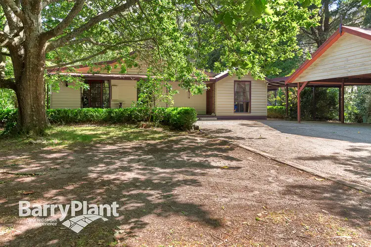 12-14 Amphlett Avenue, Cockatoo VIC 3781