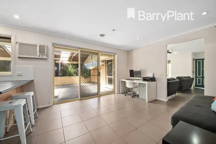 Fifth view of Homely house listing, 2 Jonathan Place, Pakenham VIC 3810