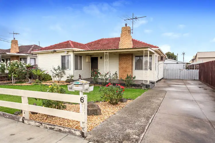 6 Belmore Road, Sunshine North VIC 3020