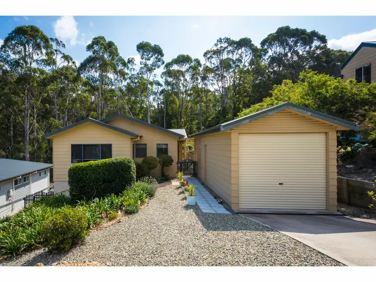 74 Surf Circle, Tura Beach NSW 2548
