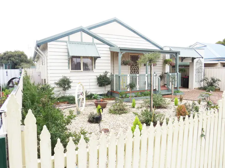 18A Mitchell Street, Heathcote VIC 3523