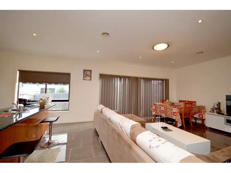 Fourth view of Homely house listing, 5 Swinburne Court, Truganina VIC 3029