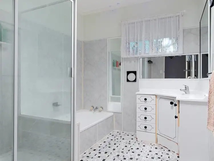 Seventh view of Homely house listing, 28 Glode Avenue, Churchill QLD 4305