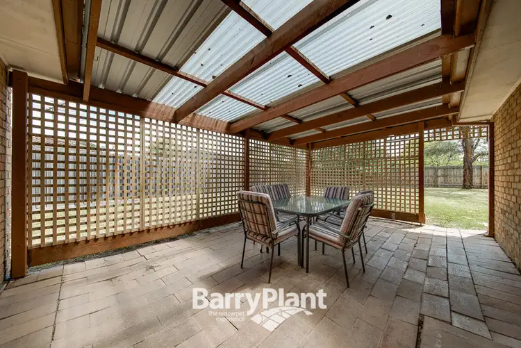 Sixth view of Homely house listing, 5 Tania Court, Pakenham VIC 3810