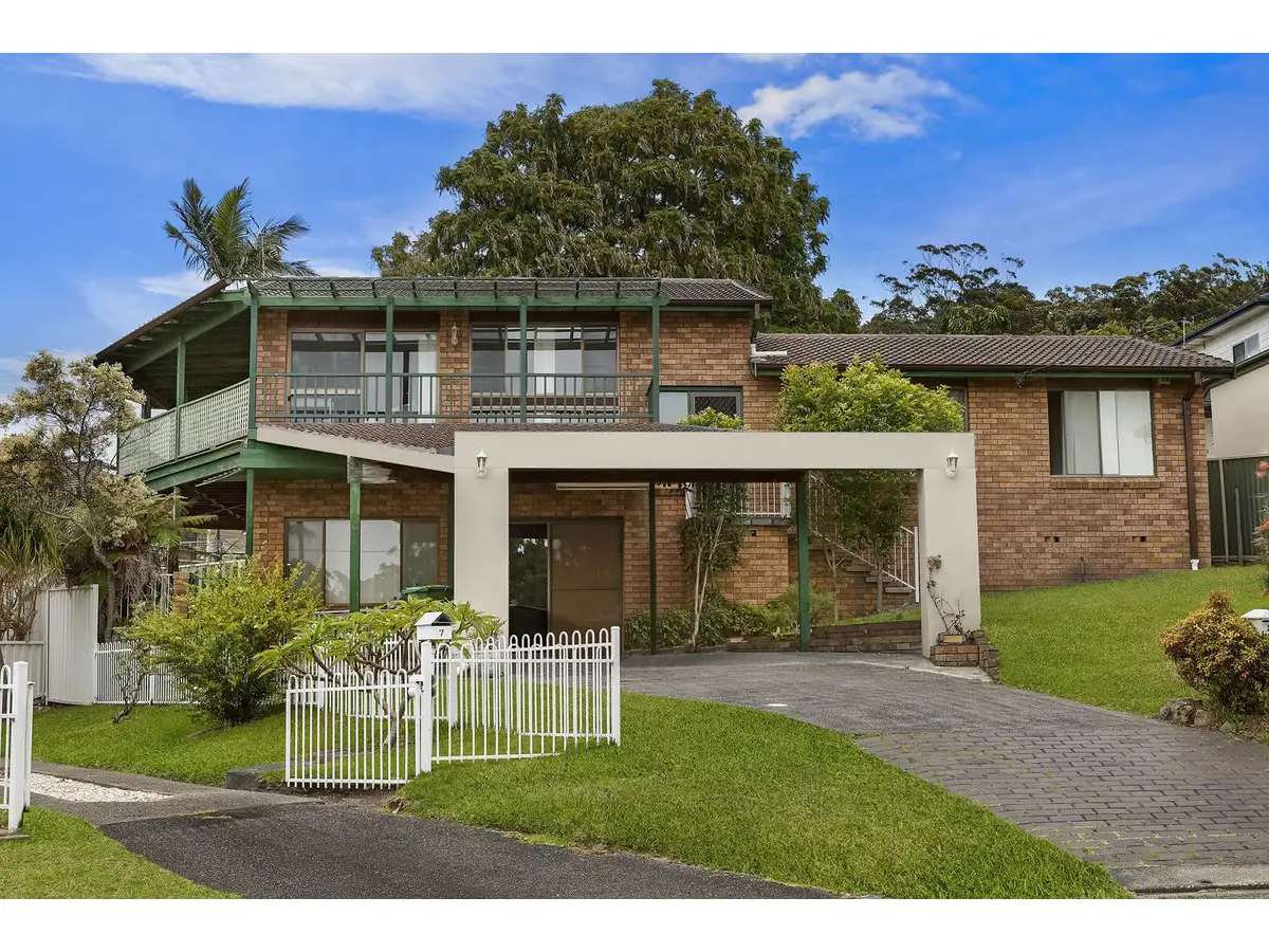 Main view of Homely house listing, 5 Julie Street, Berkeley Vale NSW 2261