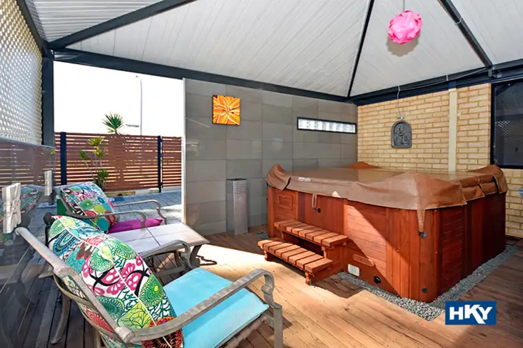 Fourth view of Homely house listing, 15 Roma Vista, Ellenbrook WA 6069