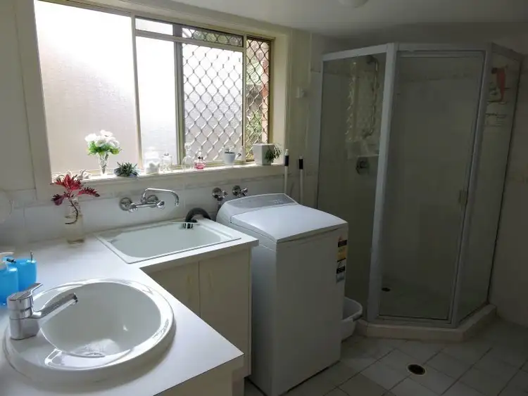 Sixth view of Homely unit listing, 1/57 Worendo Street, Southport QLD 4215