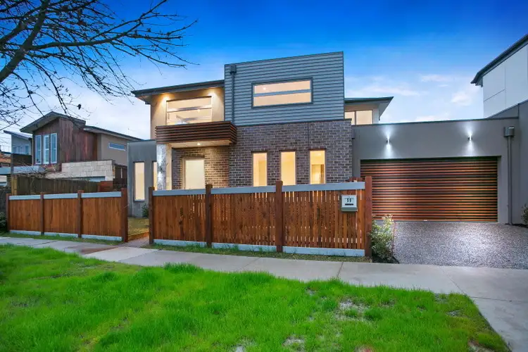2/1 Orchid Avenue, Mornington VIC 3931