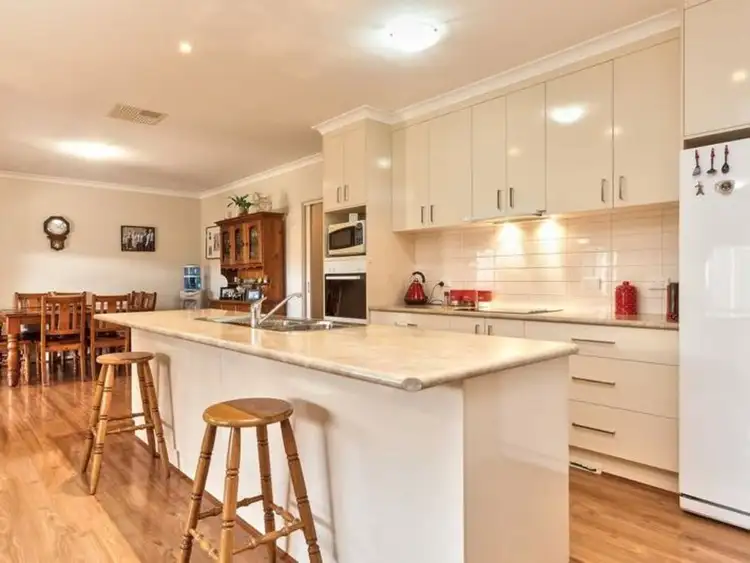 Third view of Homely house listing, 10 Mortimer Terrace, Wodonga VIC 3690