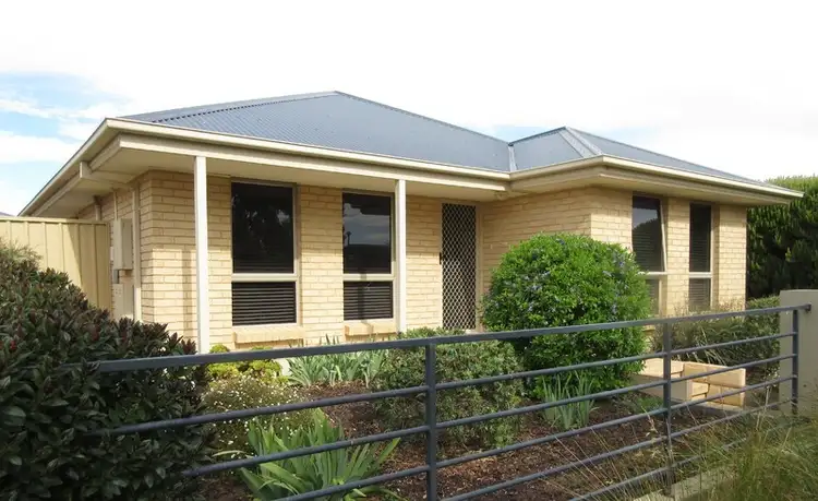 2 Kipsy Walk, Aldinga Beach SA 5173