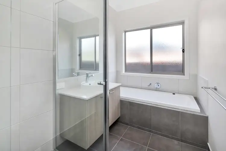 Fifth view of Homely house listing, 1/84 Vale Street, Alfredton VIC 3350