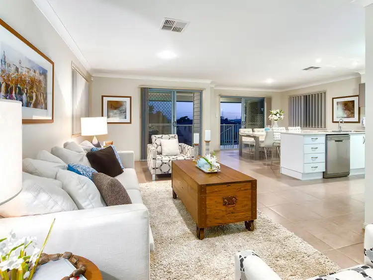 20 Camelot Street, Tennyson QLD 4105