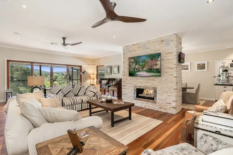 80 Old Farm Road, Pullenvale QLD 4069