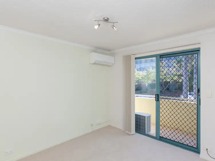 Fifth view of Homely unit listing, 4/25 Whytecliffe Street, Albion QLD 4010
