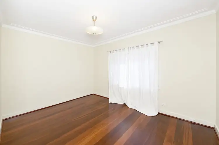 Sixth view of Homely house listing, 1/105 Monash Avenue, Como WA 6152