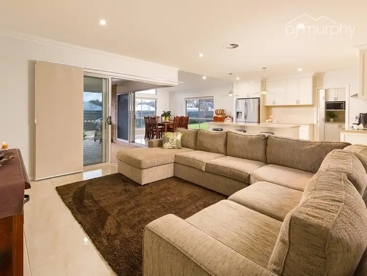 Sixth view of Homely house listing, 5 Hinchinbrook Court, Thurgoona NSW 2640