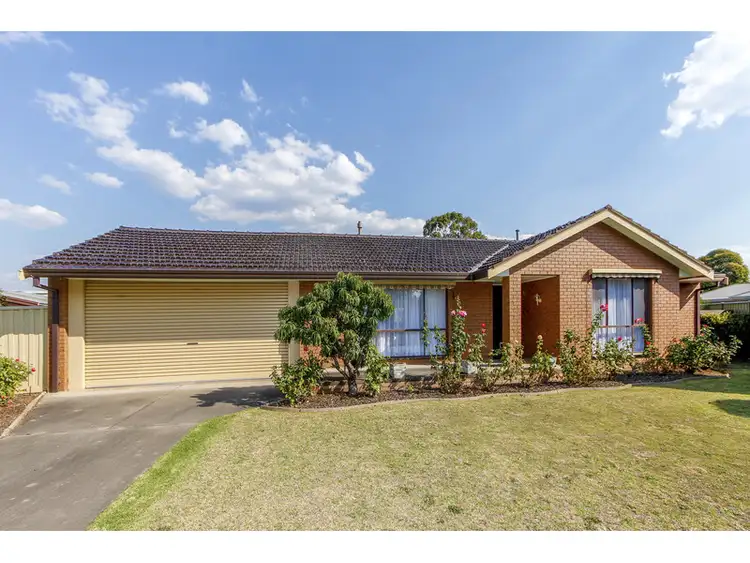 6 Birch Place, Sale VIC 3850