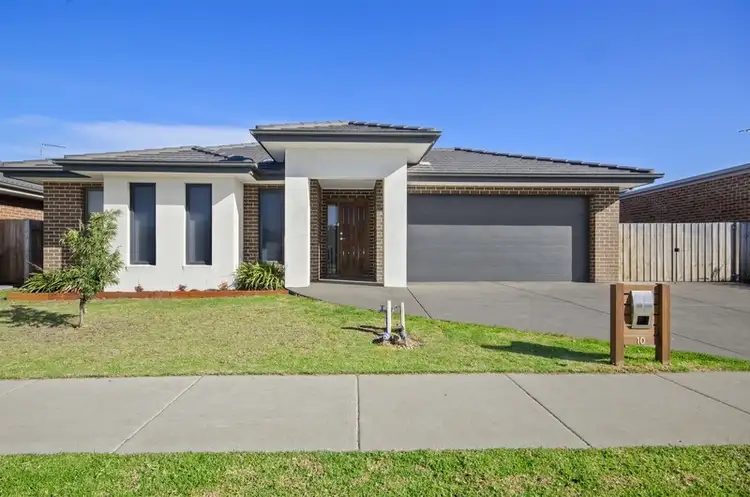 10 Silvercrest Way, Armstrong Creek VIC 3217