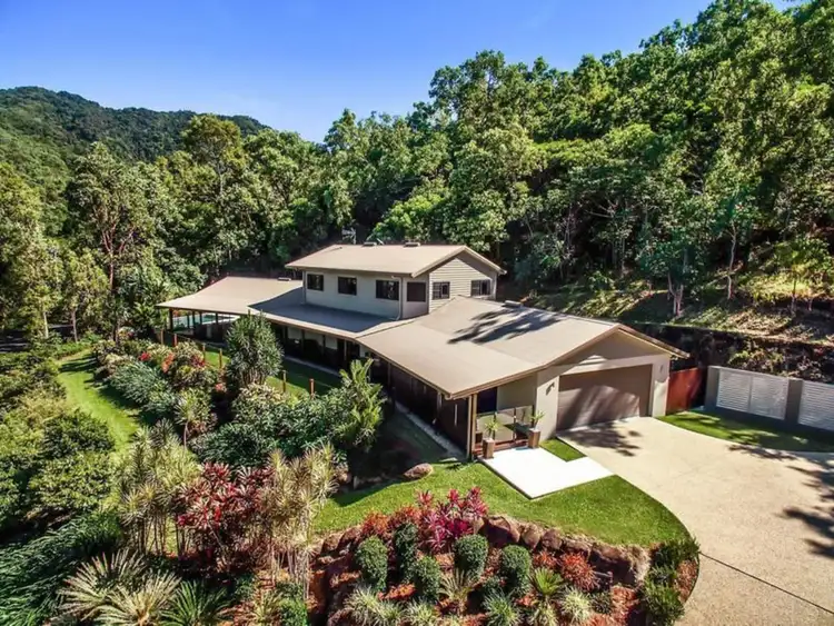 18-28 Celebration Close, Clifton Beach QLD 4879