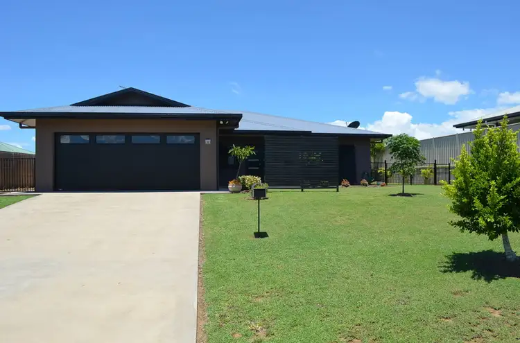 12 Leinster Drive, Mareeba QLD 4880