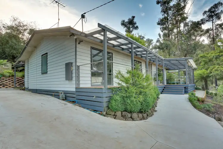 Second view of Homely house listing, 40 First Avenue, Cockatoo VIC 3781