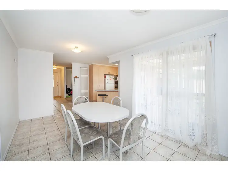 Fourth view of Homely house listing, 7 Banksia Street, West Albury NSW 2640