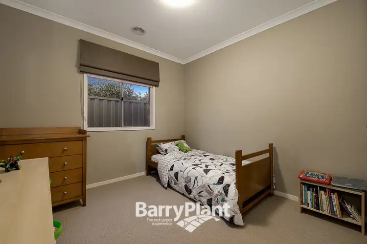 Fourth view of Homely house listing, 5 Day Lilly Court, Pakenham VIC 3810