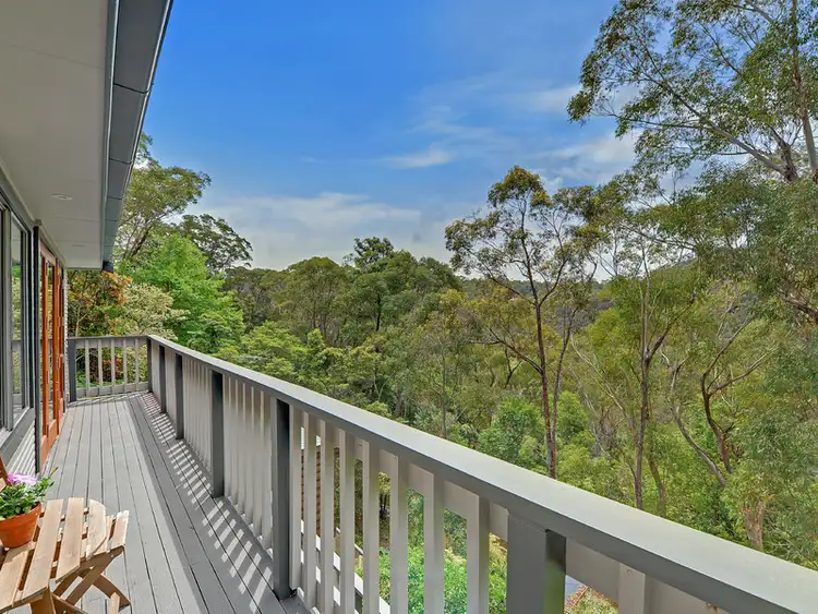 12 Bundanoon Place, Hornsby Heights NSW 2077