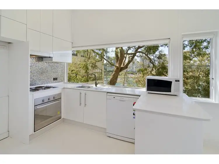 Fourth view of Homely apartment listing, 6/25 East Crescent Street, Mcmahons Point NSW 2060