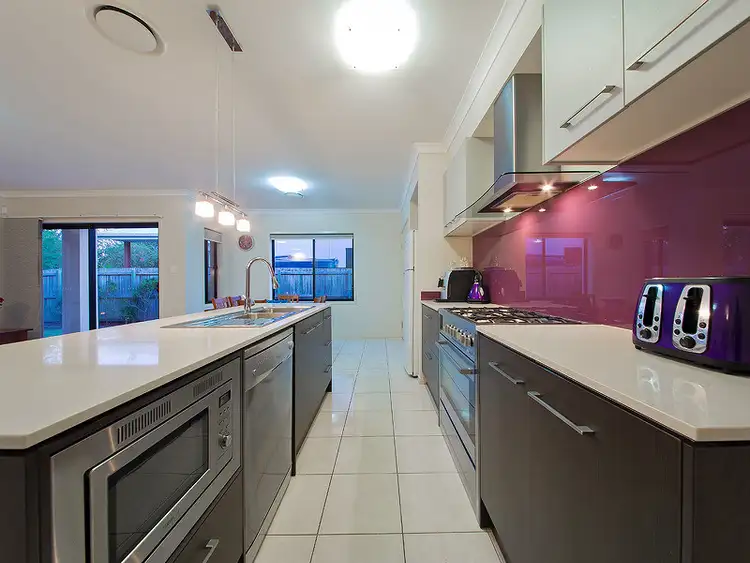 Sixth view of Homely house listing, 8 McMullan Close, Gumdale QLD 4154