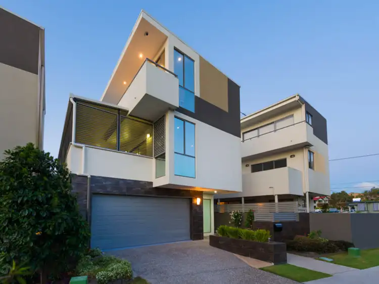 3 Orchard Street, Balmoral QLD 4171