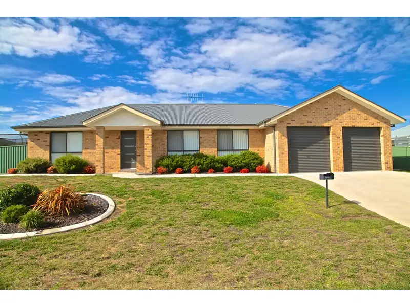 Main view of Homely house listing, 35 Emerald Drive, Kelso NSW 2795