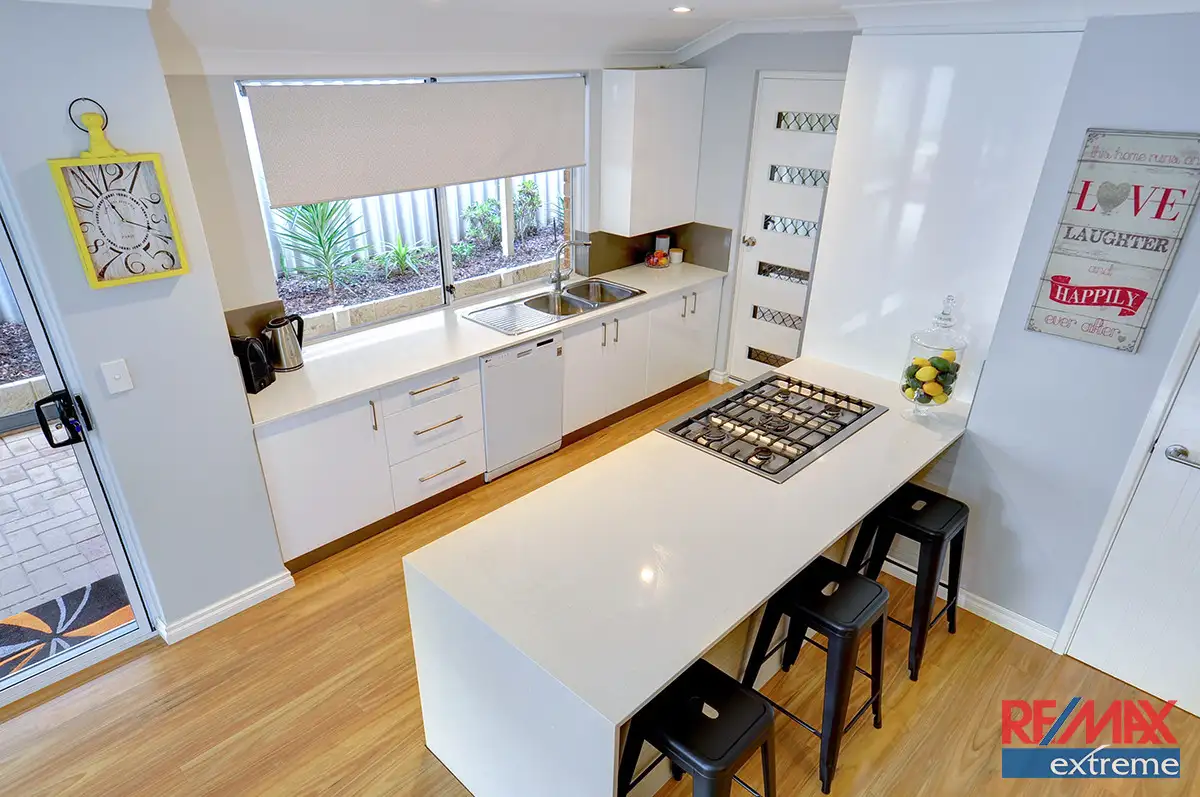 Main view of Homely house listing, 5 Whithorn Circle, Kinross WA 6028