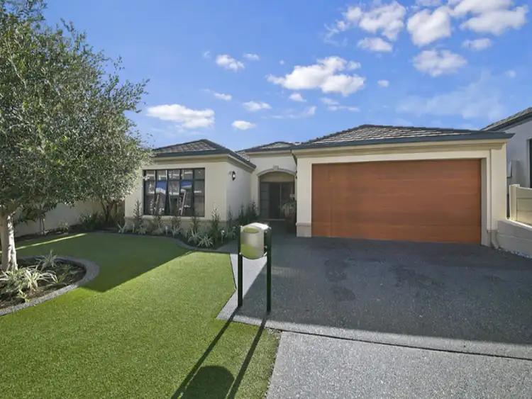 Sixth view of Homely house listing, 28 Hogg Avenue, Salter Point WA 6152