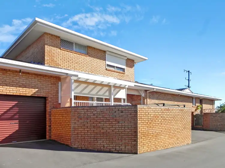 Second view of Homely unit listing, 31/2 Lyon Street, Dicky Beach QLD 4551