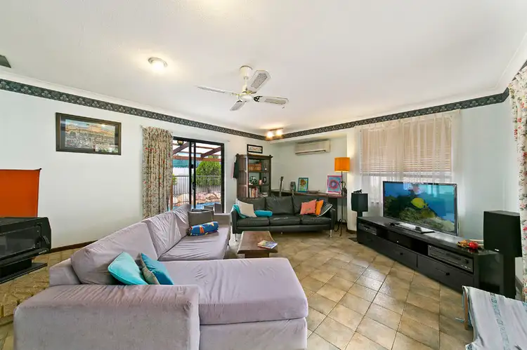 25 Abrolhos Close, Shelley WA 6148