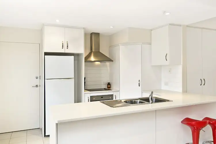 Second view of Homely townhouse listing, 2/2 Whinnerah Avenue, Aldinga Beach SA 5173