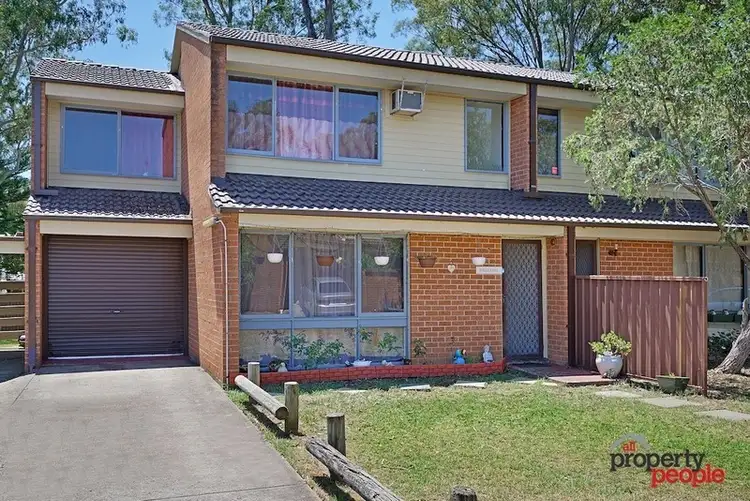 17/15-19 Fourth Avenue, Macquarie Fields NSW 2564