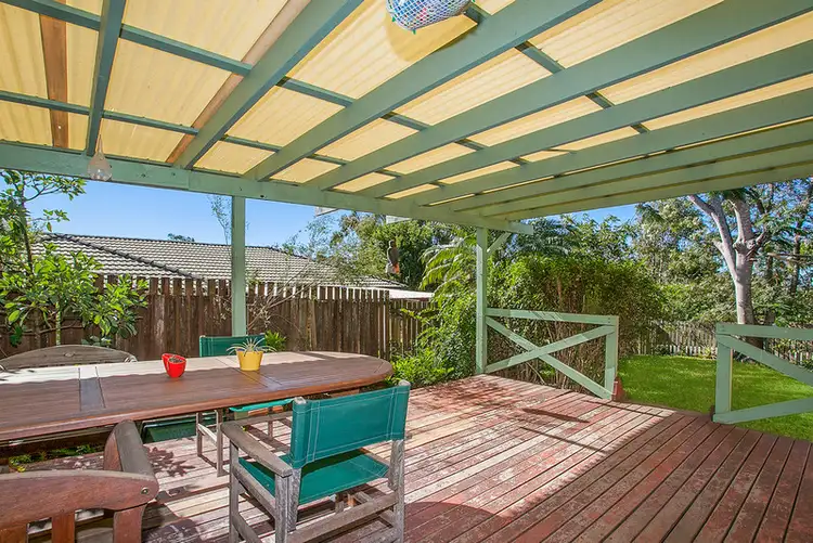 2/22 Gumbeel Court, Highland Park QLD 4211